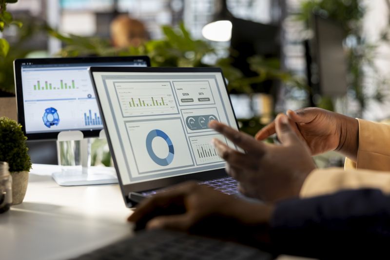 Hubspot CRM Users List